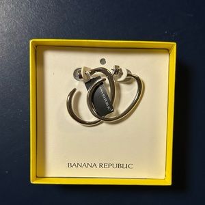 banana republic silver wavy earrings